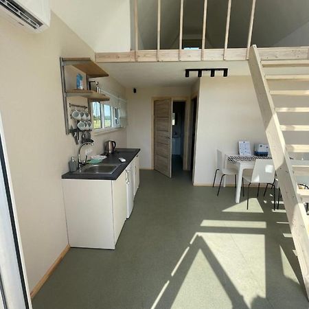 Laukbalozi Holiday Houses ユールカルネ エクステリア 写真