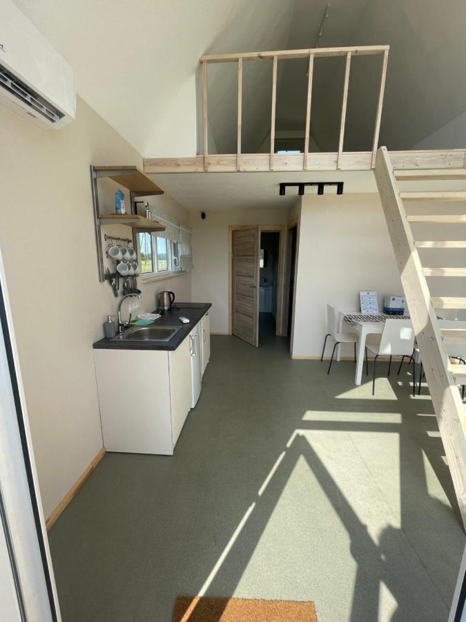 Laukbalozi Holiday Houses ユールカルネ エクステリア 写真